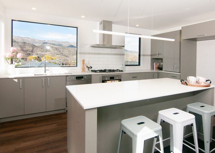  at 69 Stratford Drive, Mount Pisa