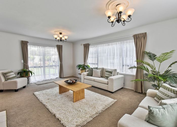  at 147 Walter Strevens Drive, Conifer Grove, Takanini