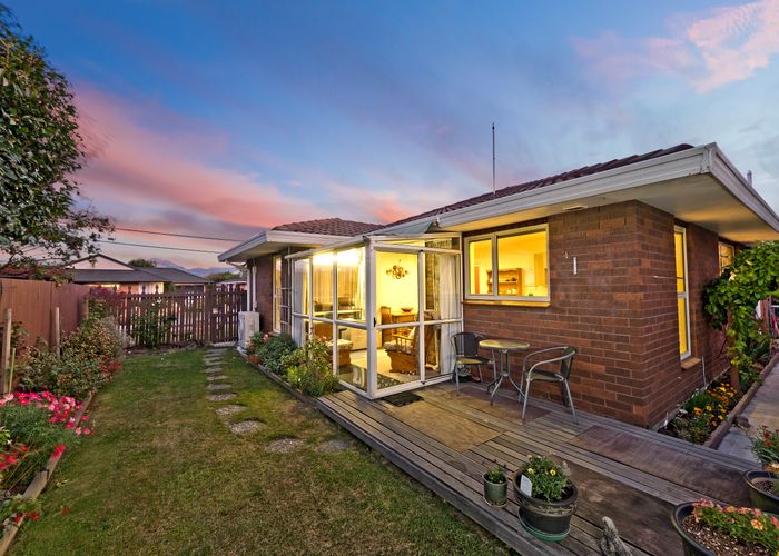 Free property data for 2/2 Dalkeith Street, Hoon Hay, Christchurch