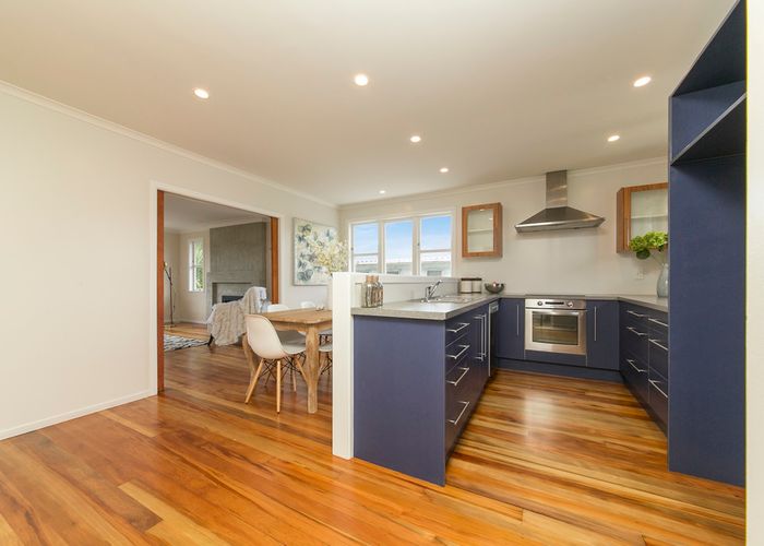  at 16 Harrington Road, Henderson, Auckland