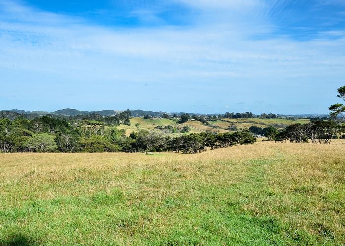  at 36 Sunnyvale Road, Massey, Auckland