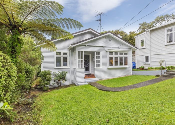  at 26 Standen Street, Karori, Wellington