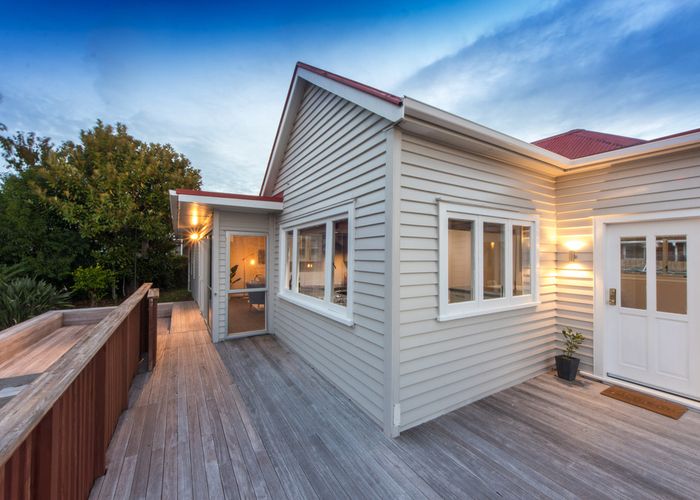  at 36 Matuhi Rise, Henderson, Auckland