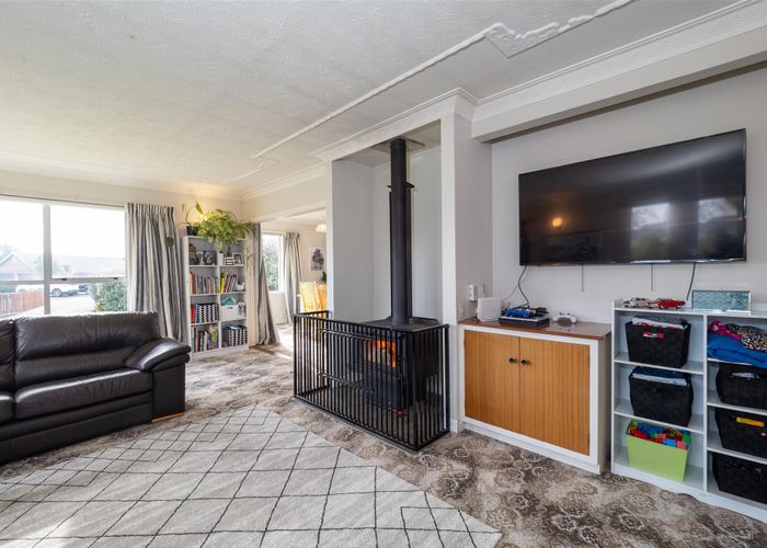  at 5 Ascot Place, Netherby, Ashburton