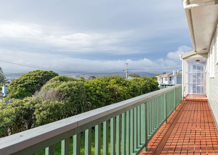 at 10 Te Puke Street, Titahi Bay, Porirua