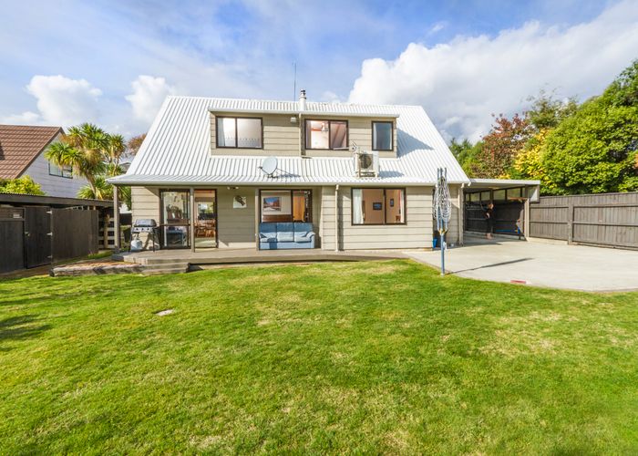 Free property data for 17 Towai Street, Stoke, Nelson homes.co.nz