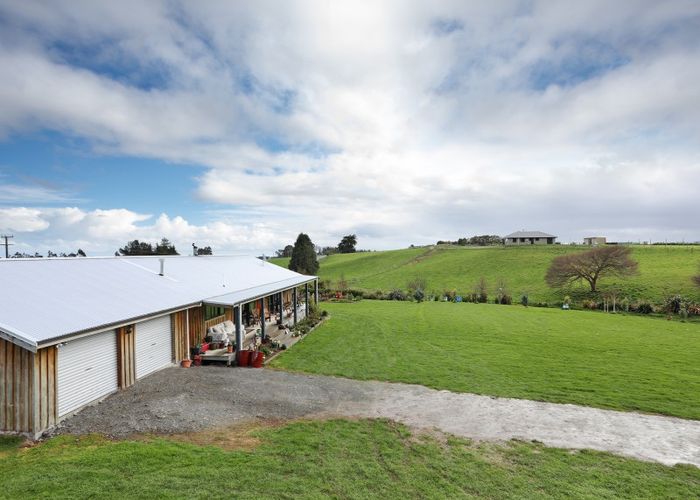  at 11 Lind Street, Kimbolton, Feilding