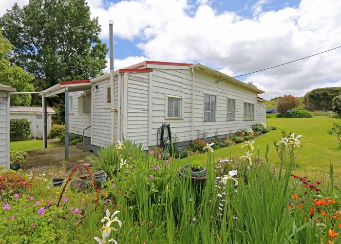  at 25 Old Normanby Road, Hawera