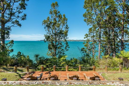  at 26 Puriri Place, Sandspit