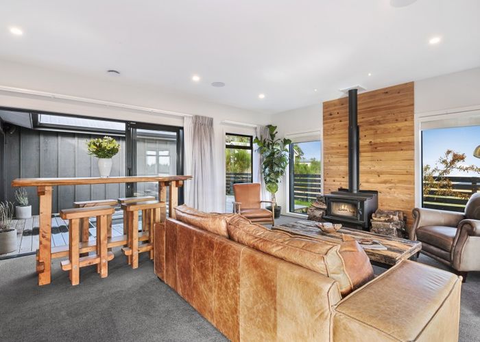  at 42 Botanical Heights Drive, Waipahihi, Taupo
