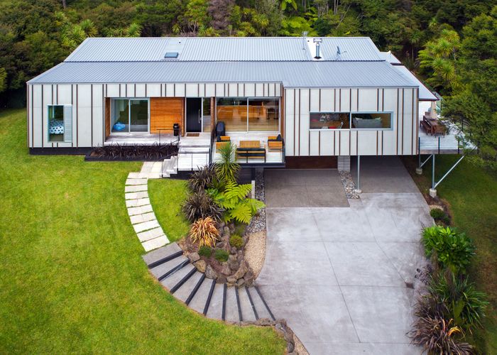  at 27 Cochran Road, Oratia, Auckland