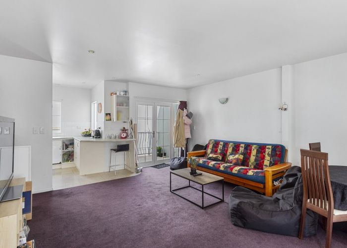  at 9/142 Ghuznee Street, Te Aro, Wellington