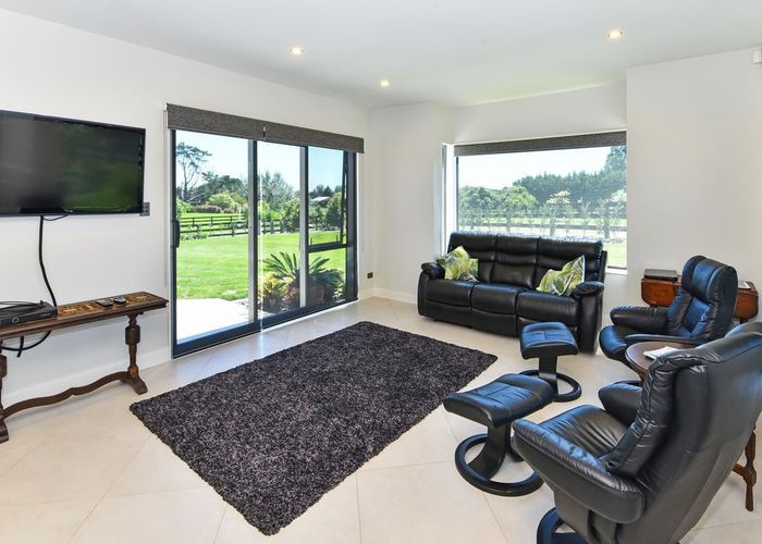  at 1 Capriole Crescent, Kingseat