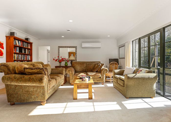  at 88 Waitakere Road, Henderson