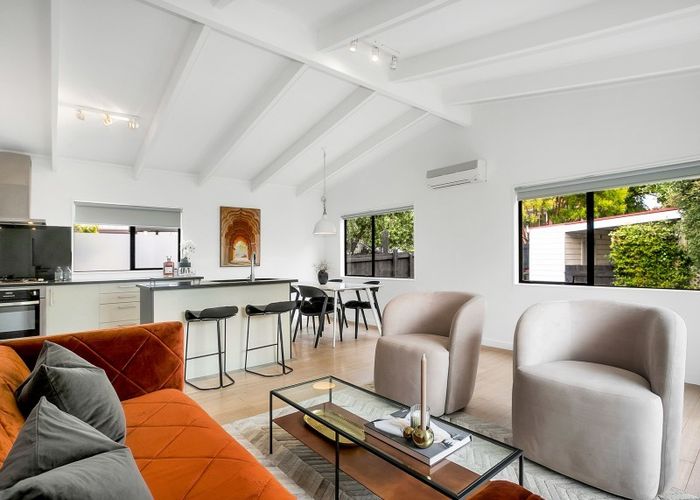  at 216B Meola Road, Point Chevalier, Auckland