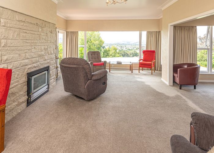  at 9 Hillside Terrace, Saint Johns Hill, Whanganui