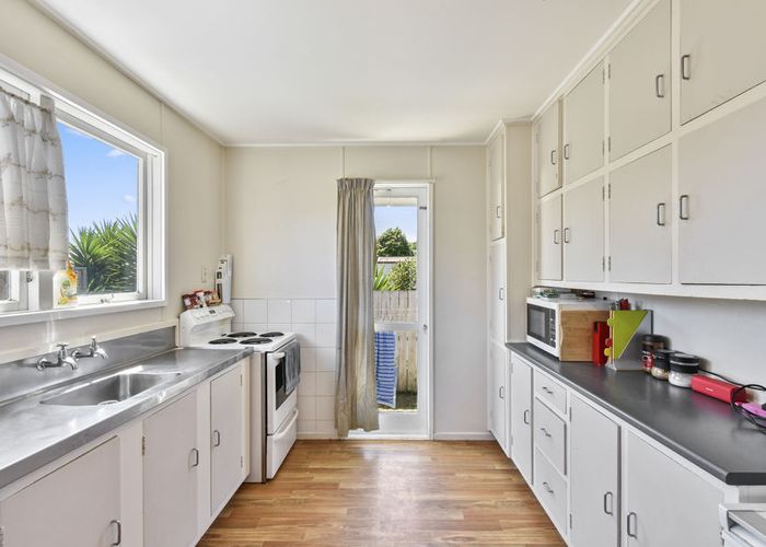  at 12 Huia Street, Waiuku, Waiuku
