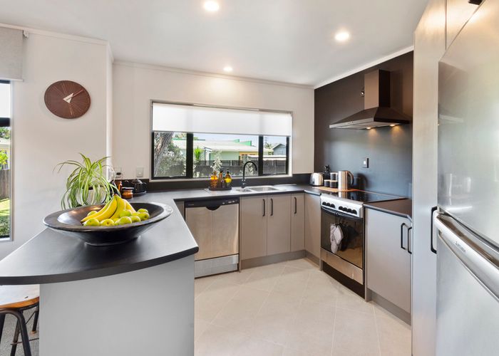  at 2A George Street, Mangere East, Auckland