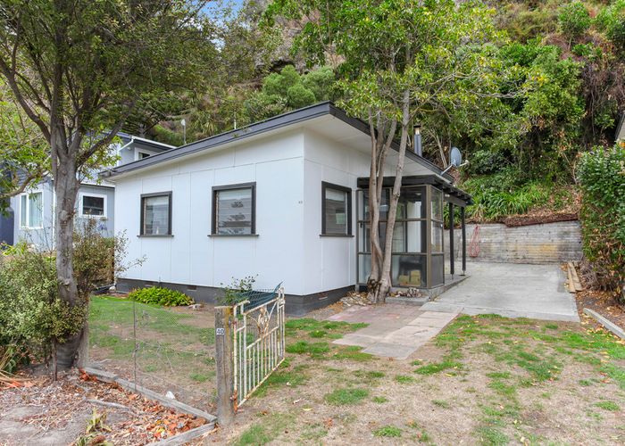  at 40 Moody Street, Gore Bay, Cheviot