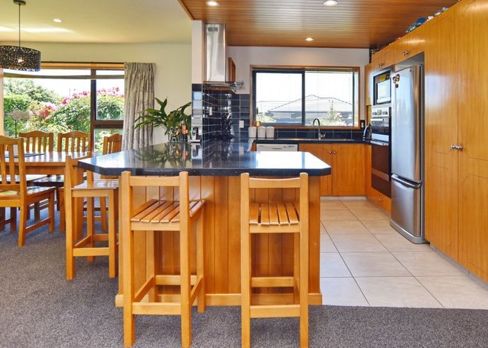  at 11 Amdale Avenue, Broomfield, Christchurch