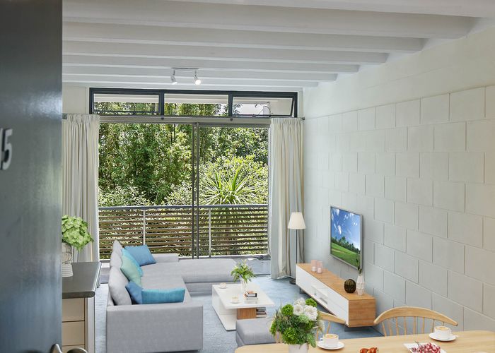 at 15/73 Princes Street, Northcote Point, Auckland