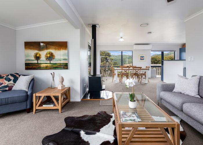  at 100F Axtens Road, Bombay