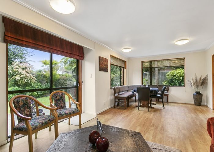  at 36A WHITES LINE WEST, WOBURN, LOWER HUTT