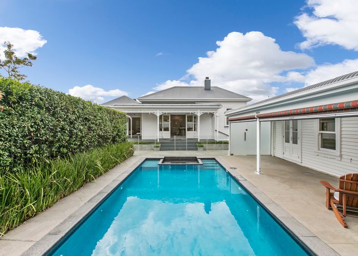  at 21 Armadale Road, Remuera, Auckland