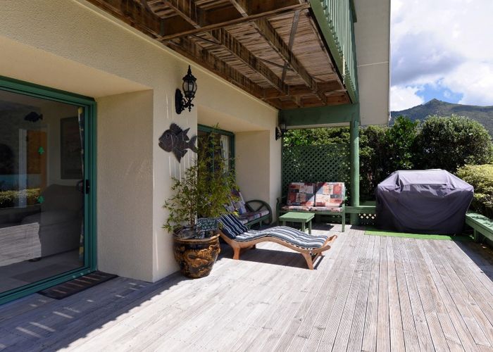  at 21 The Parade, French Pass