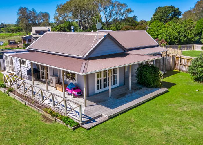  at 14 Bosworth Street, Egmont Village