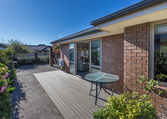  at 3 Matua Place, Parklands, Christchurch