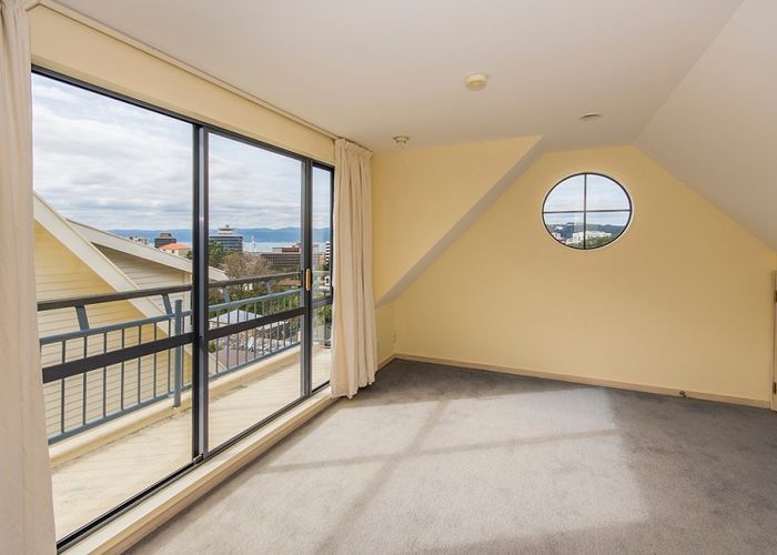  at 14B Barton Terrace, Thorndon, Wellington