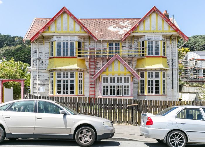  at 105 Brougham Street, Mount Victoria, Wellington