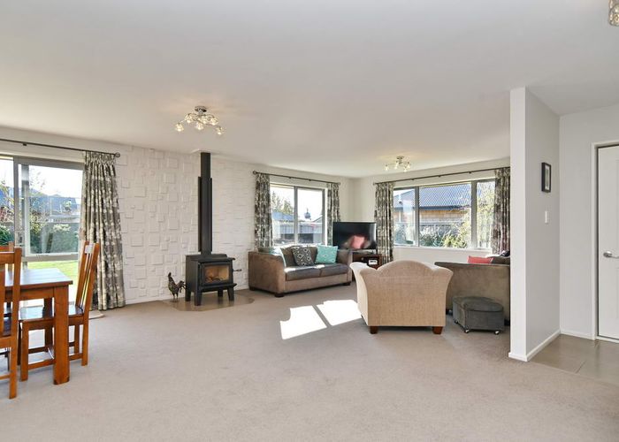  at 12 Stonebridge Lane, Oxford, Oxford