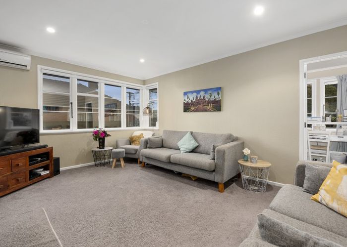  at 6 Hazel Street, Ebdentown, Upper Hutt