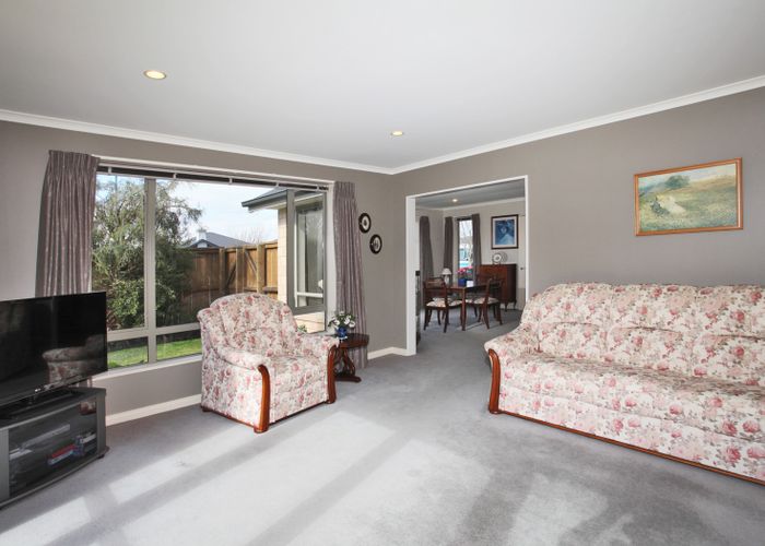  at 20 Coolspring Way, Redwood, Christchurch