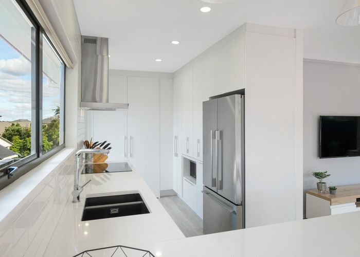  at 2/75 Elliot Street, Howick, Auckland