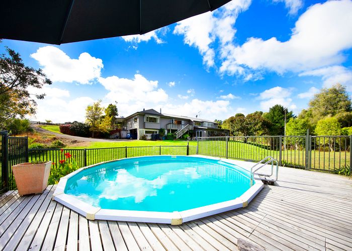  at 236 Blackbridge Road, Albany