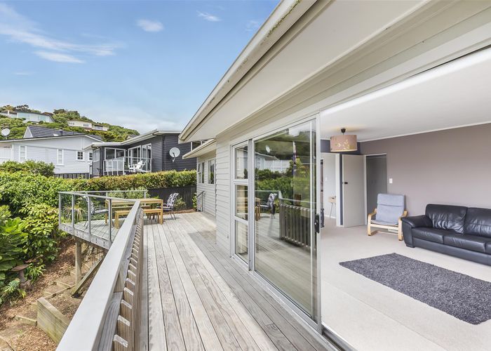  at 31 Spinnaker Drive, Whitby, Porirua