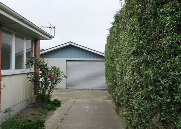  at 28 Niagara Street, Waitangirua, Porirua