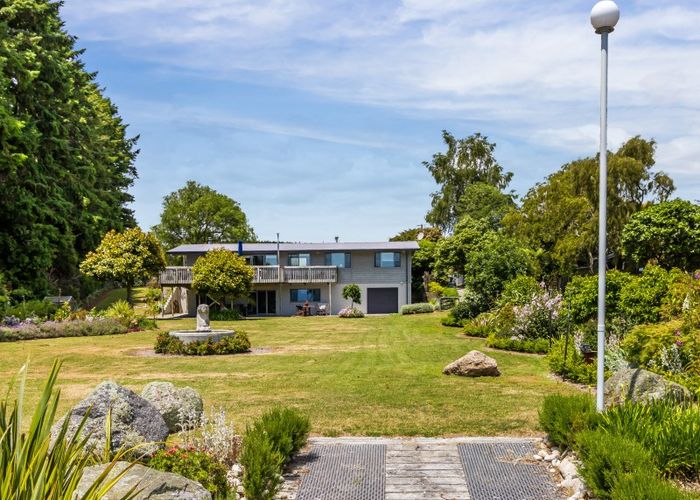  at 208 State Highway 1, waitahanui, Taupo