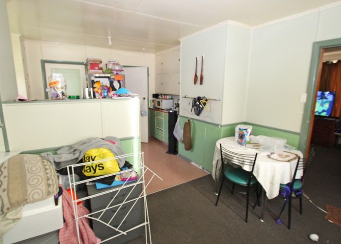 at 196 Warspite Avenue, Waitangirua, Porirua