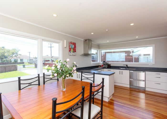  at 51 Omata Road, Marfell, New Plymouth