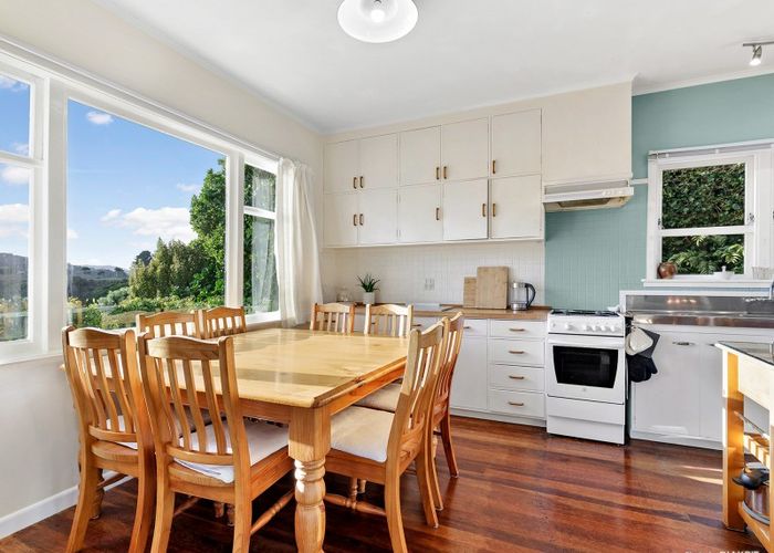  at 132 The Ridgeway, Mornington, Wellington