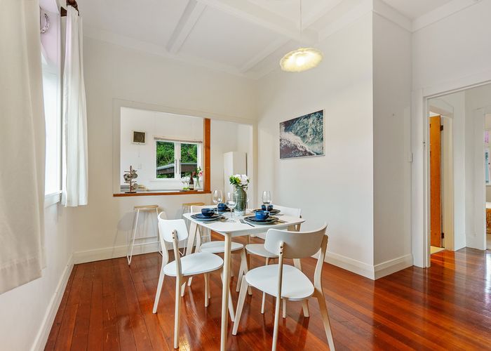  at 8 Oakley Avenue, Waterview, Auckland