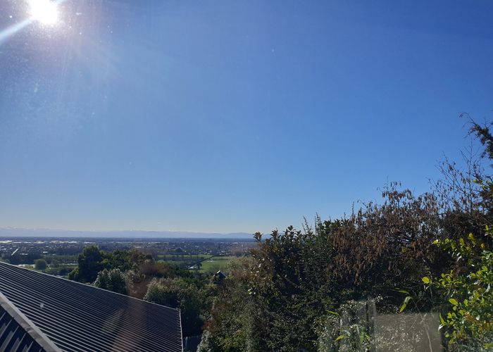  at 1-6/6 Petworth Place, Westmorland, Christchurch