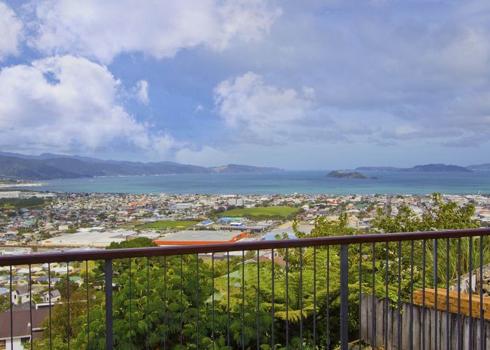  at 52 Mulberry Street, Maungaraki, Lower Hutt