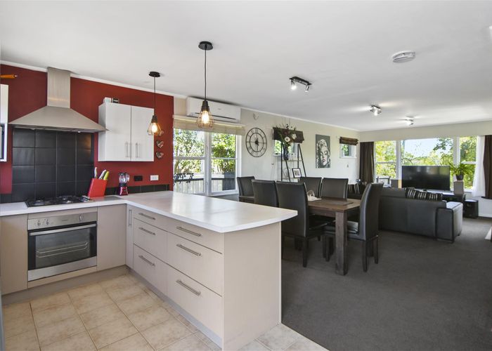  at 180 Dinsdale Road, Dinsdale, Hamilton