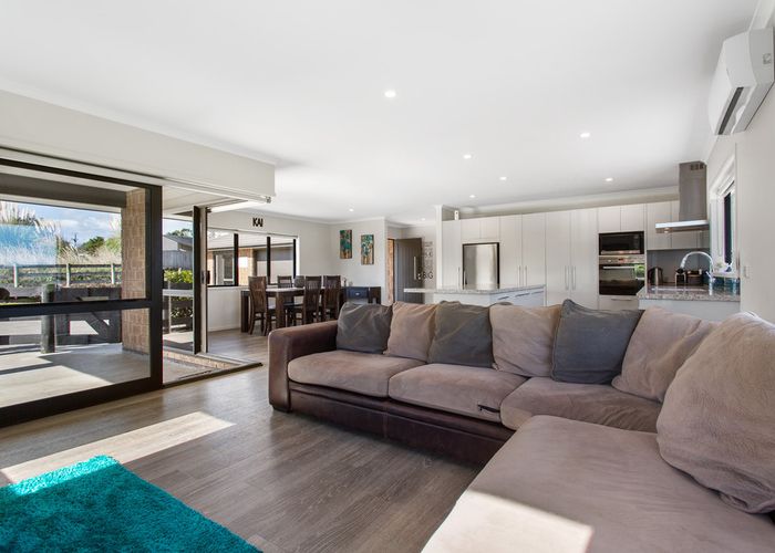  at 4 Armstrong Way, Waiuku, Waiuku