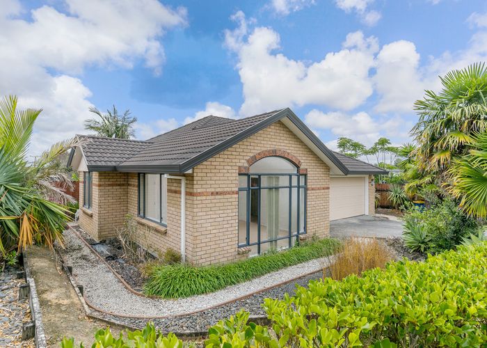  at 27 Basra Drive, Henderson, Auckland